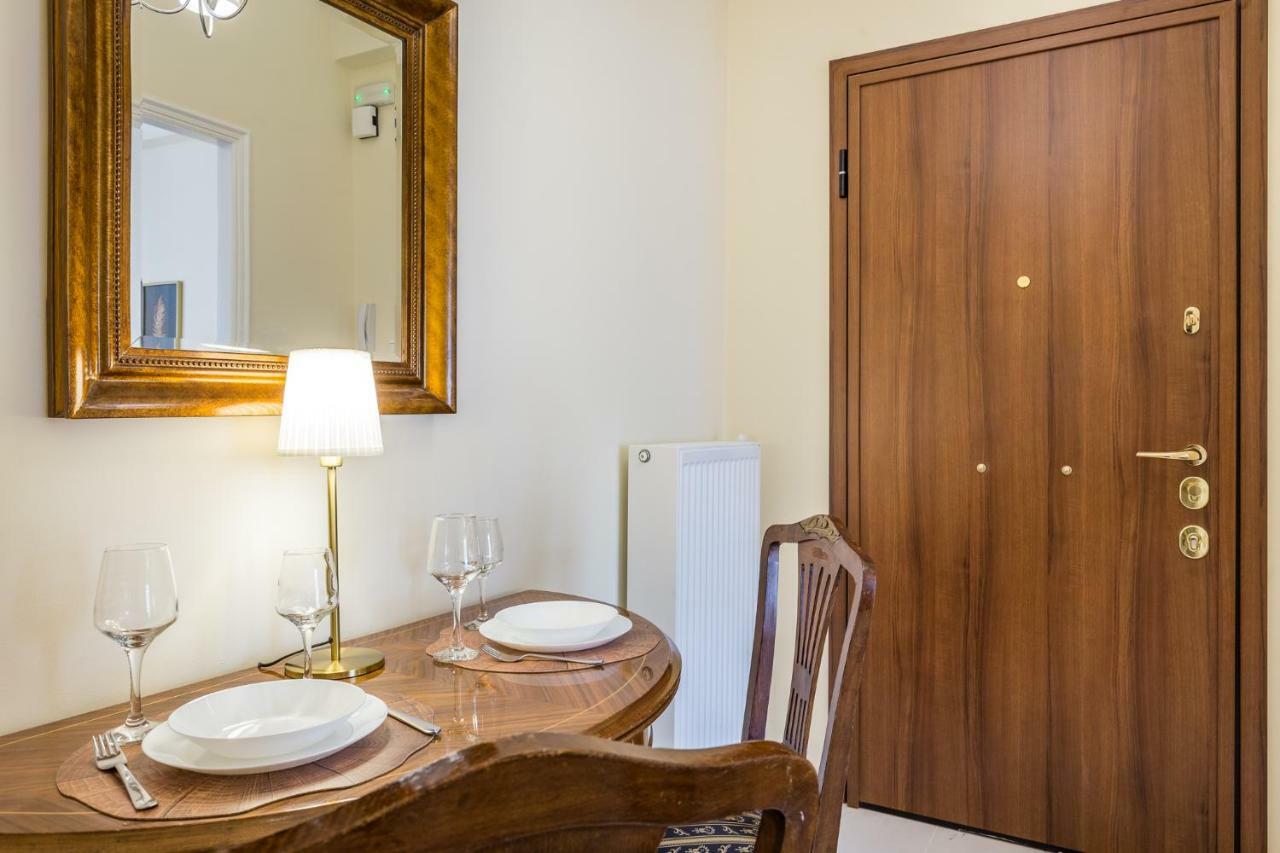 Chic Flat In Kolonaki Next To American Embassy Athens Ngoại thất bức ảnh